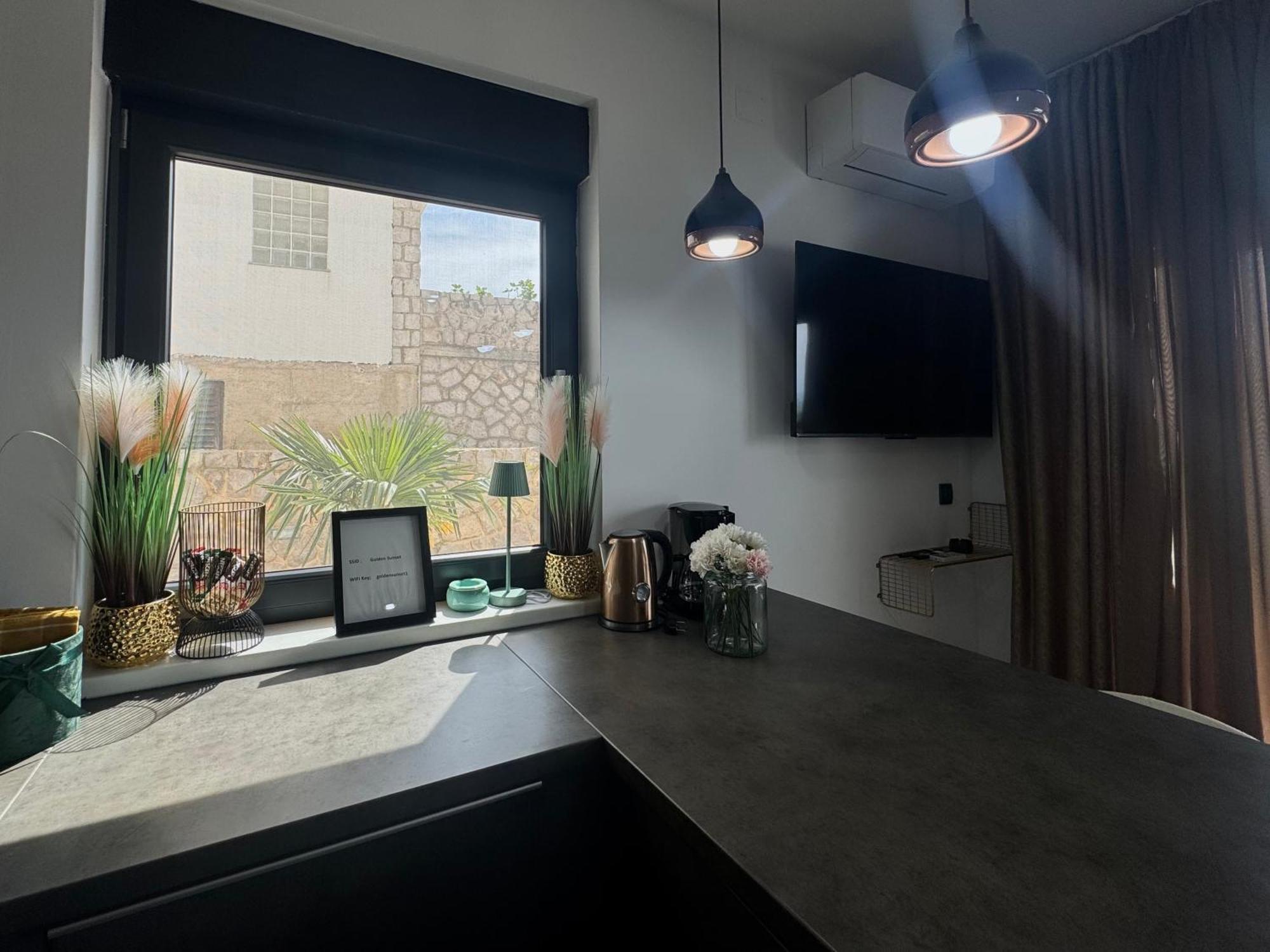 Apartament Golden Sunset Nijvice Zewnętrze zdjęcie