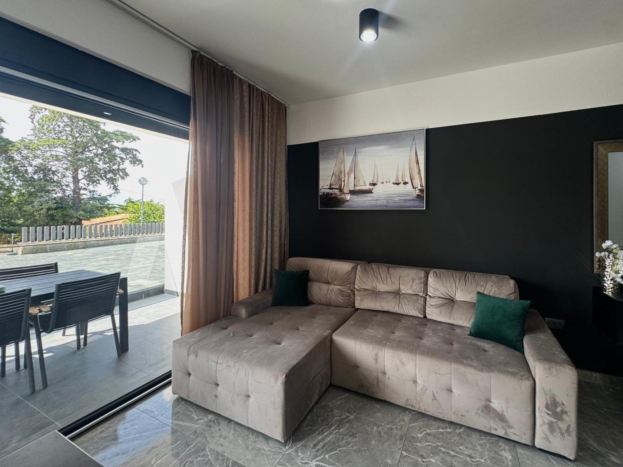 Apartament Golden Sunset Nijvice Zewnętrze zdjęcie